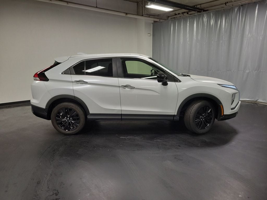 2022 Mitsubishi Eclipse Cross LE