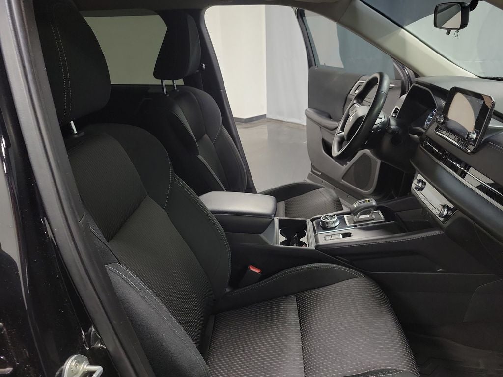 2024 Mitsubishi Outlander ES