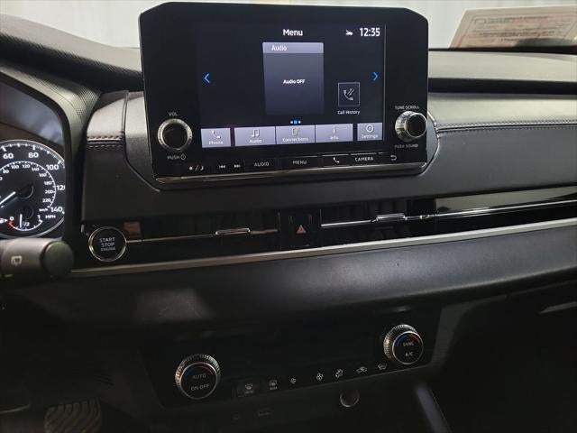 2024 Mitsubishi Outlander ES