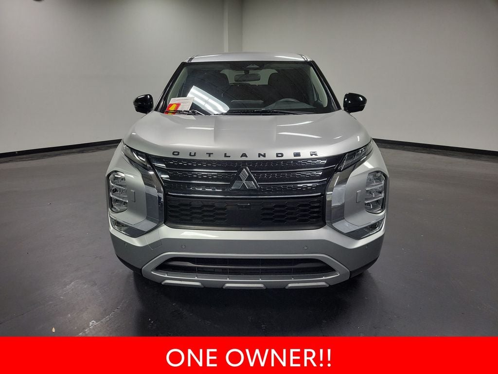 2022 Mitsubishi Outlander SE