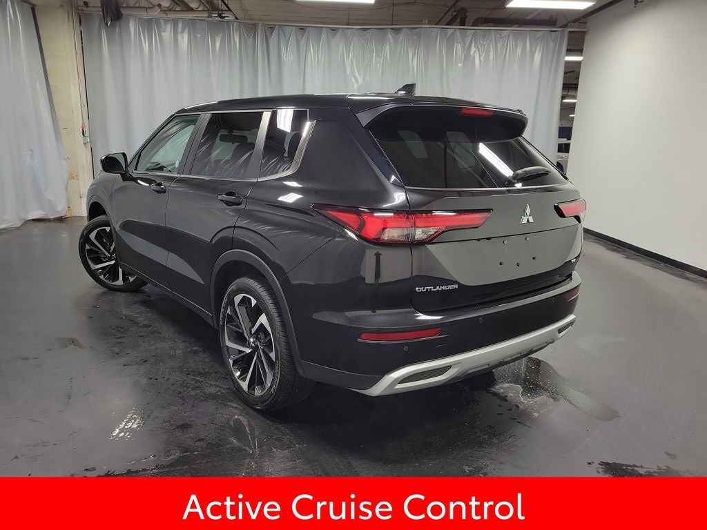 2024 Mitsubishi Outlander SE
