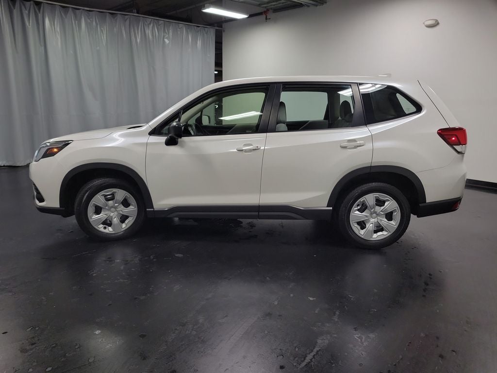 2023 Subaru Forester Base