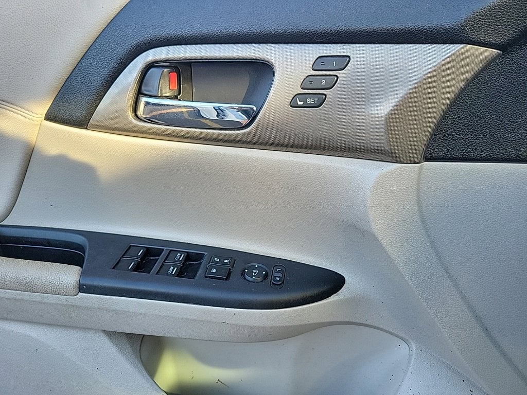 2014 Honda Accord Plug-In Hybrid Base