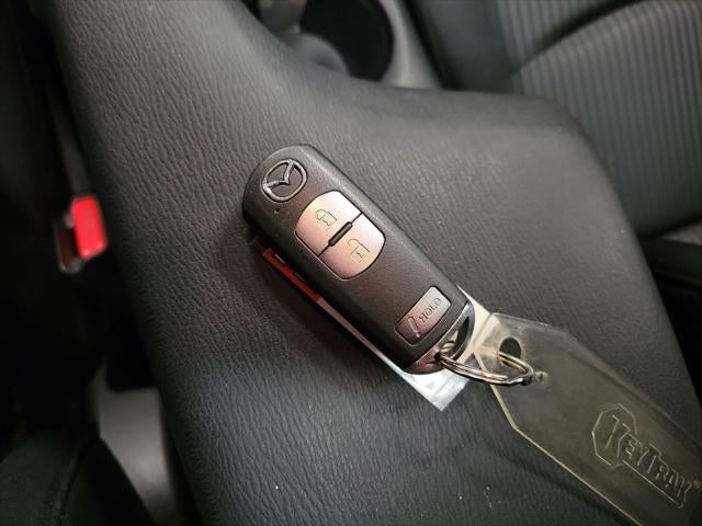 2016 Mazda Mazda3 i Grand Touring