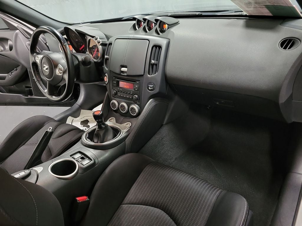 2020 Nissan 370Z Sport