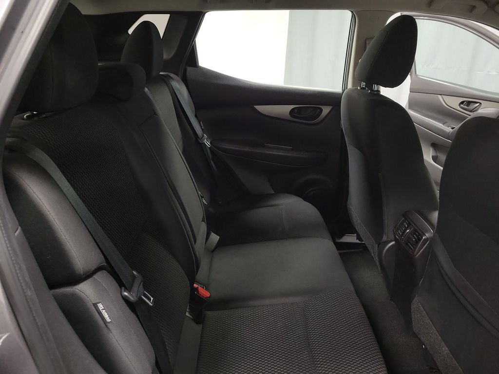 2022 Nissan Rogue Sport S