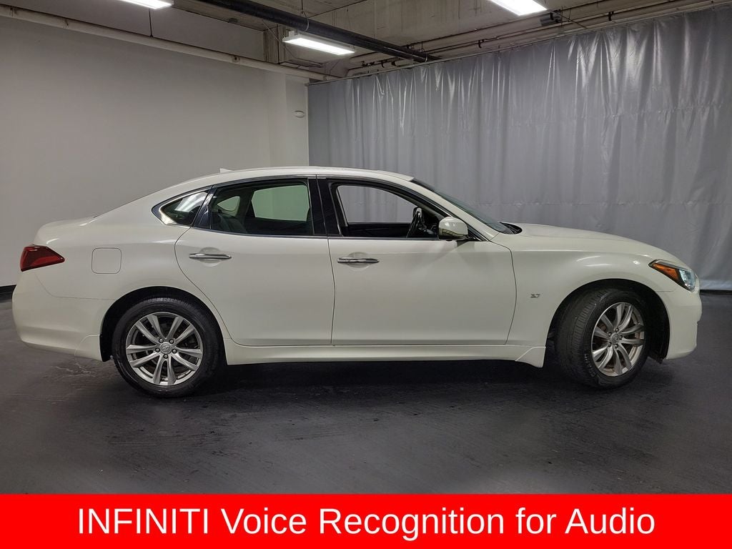 2016 INFINITI Q70 3.7 - Photo 10