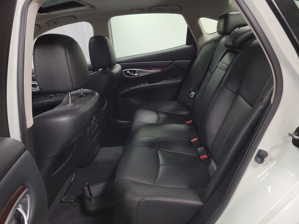 2016 INFINITI Q70 3.7 - Photo 26