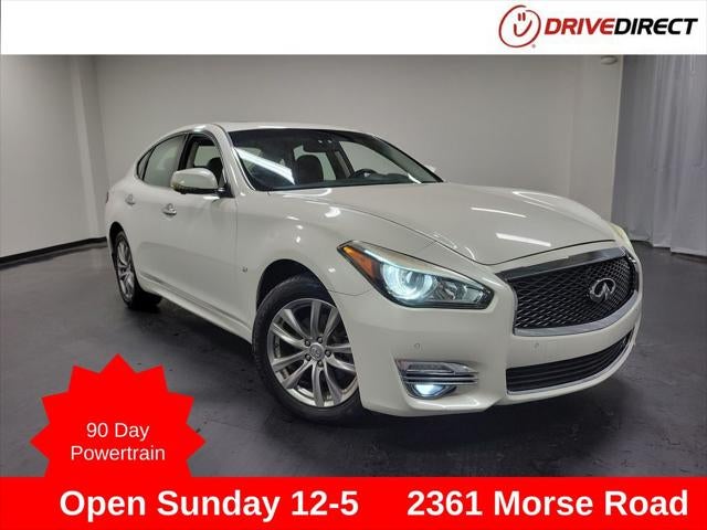 2016 INFINITI Q70 3.7X