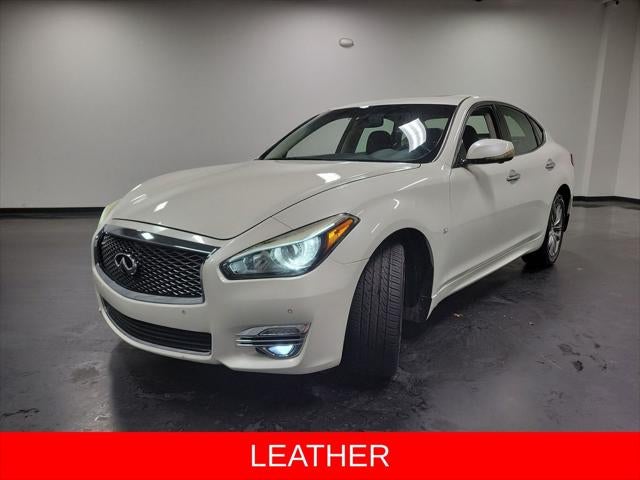 2016 INFINITI Q70 3.7X