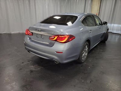 2017 INFINITI Q70L 3.7X