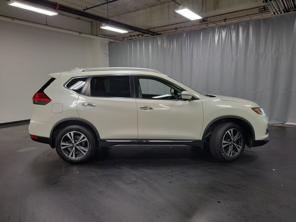 2017 Nissan Rogue SL