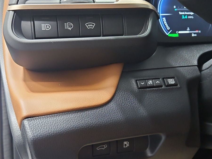 2026 Toyota Crown Signia Limited