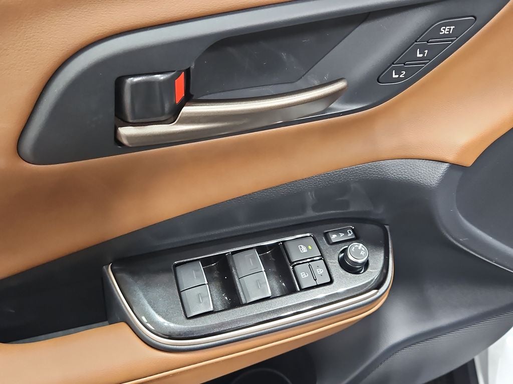 2026 Toyota Crown Signia Limited