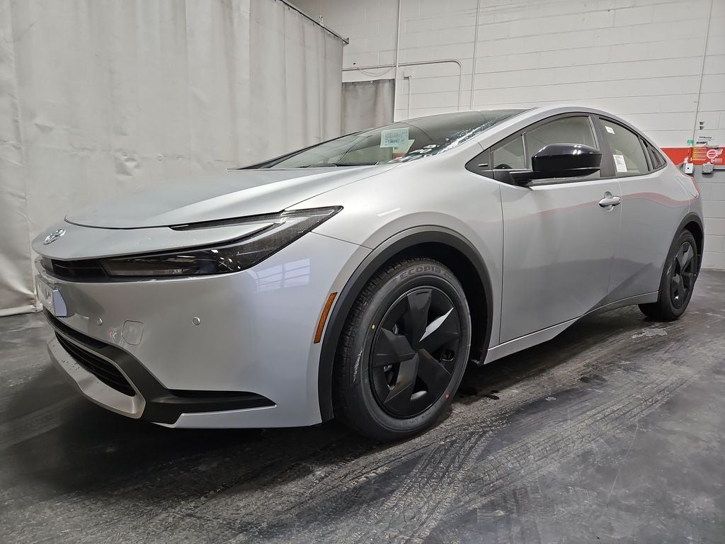 2026 Toyota Prius Plug-In Hybrid SE