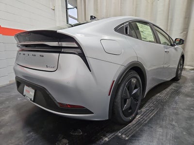 2026 Toyota Prius Plug-In Hybrid SE
