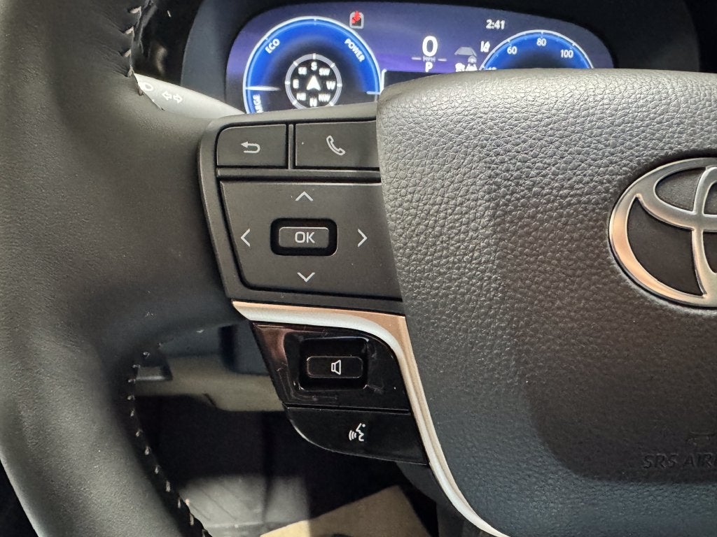 2027 Toyota Crown Platinum