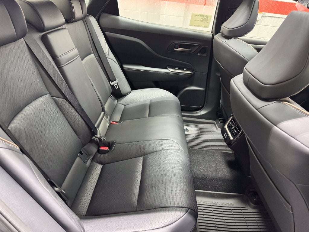 2027 Toyota Crown Platinum