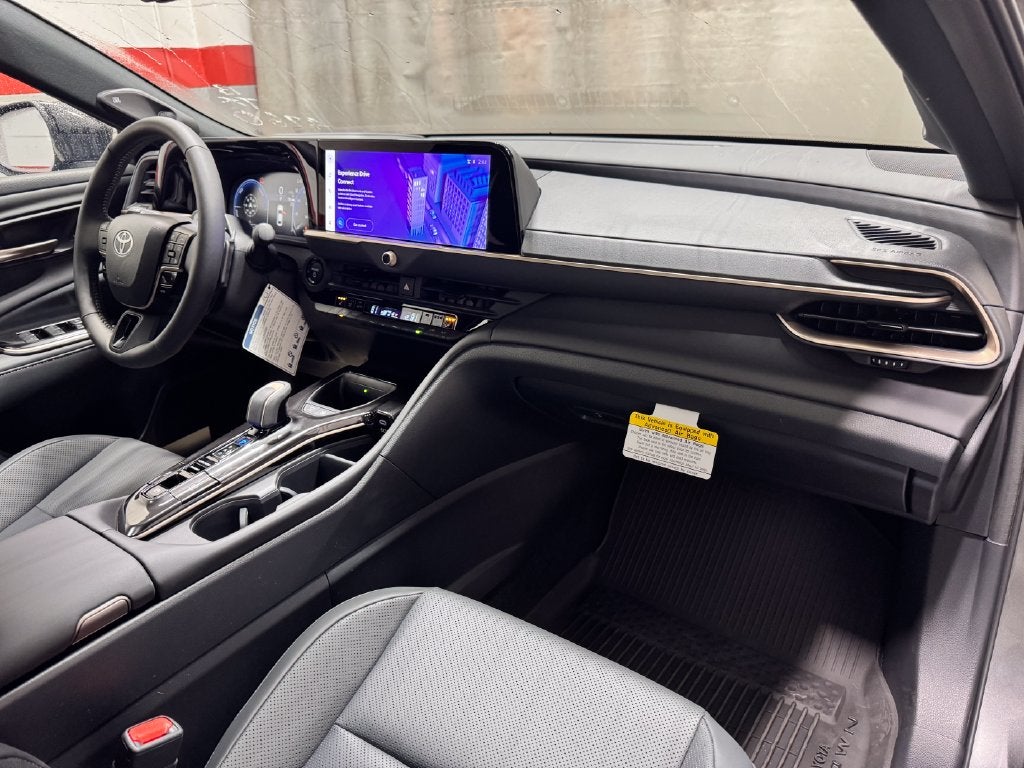 2027 Toyota Crown Platinum