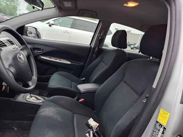 2010 Toyota Yaris Base