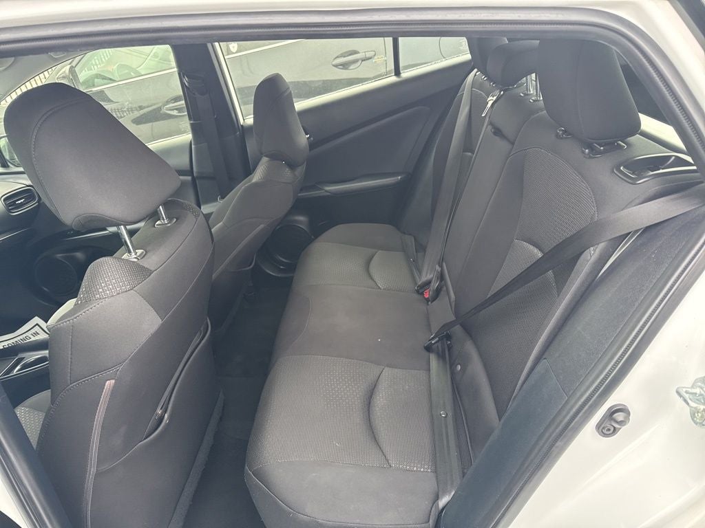 2022 Toyota Prius LE