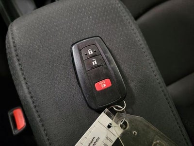 2022 Toyota Prius LE