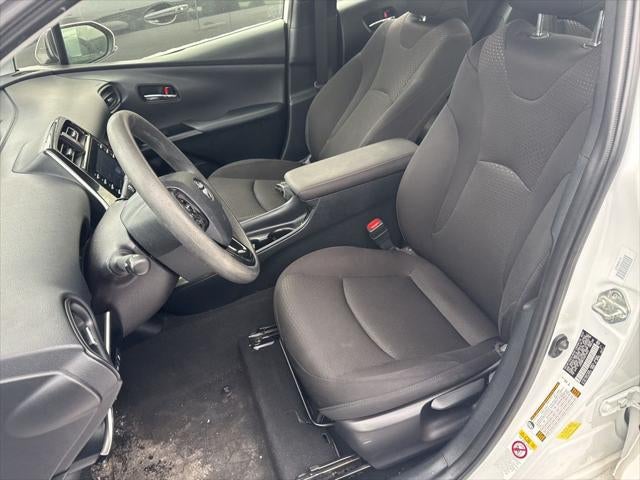 2022 Toyota Prius LE