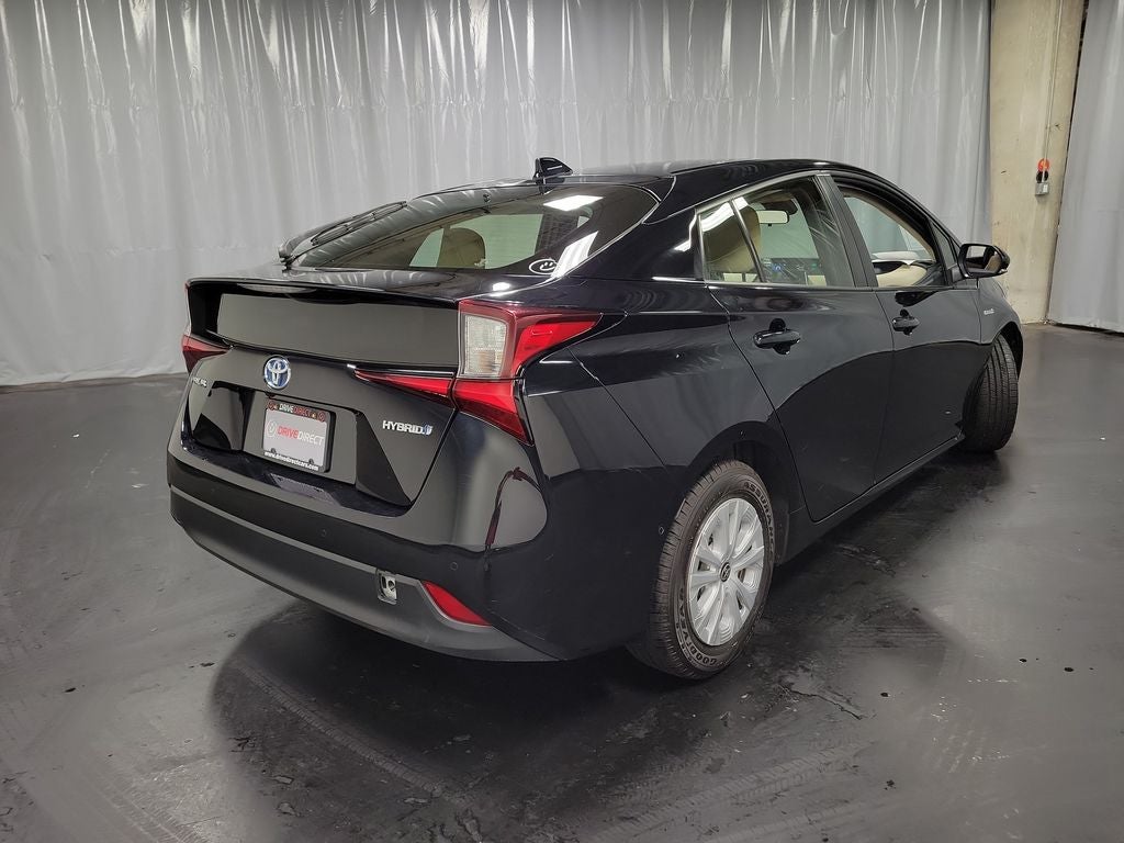 2022 Toyota Prius LE