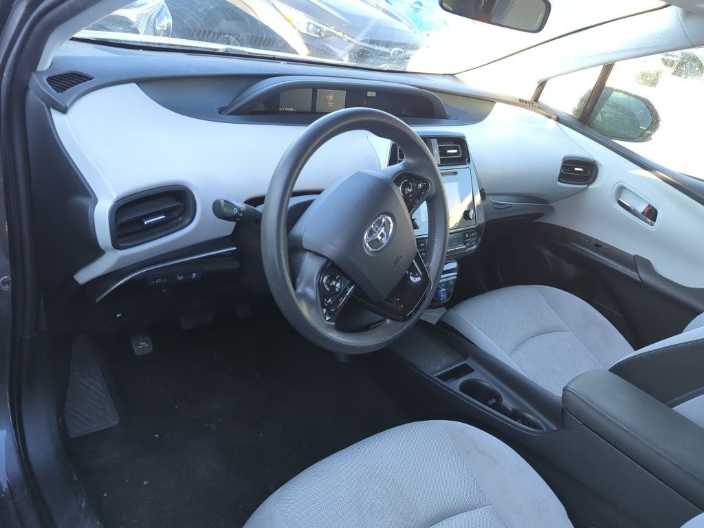 2019 Toyota Prius LE