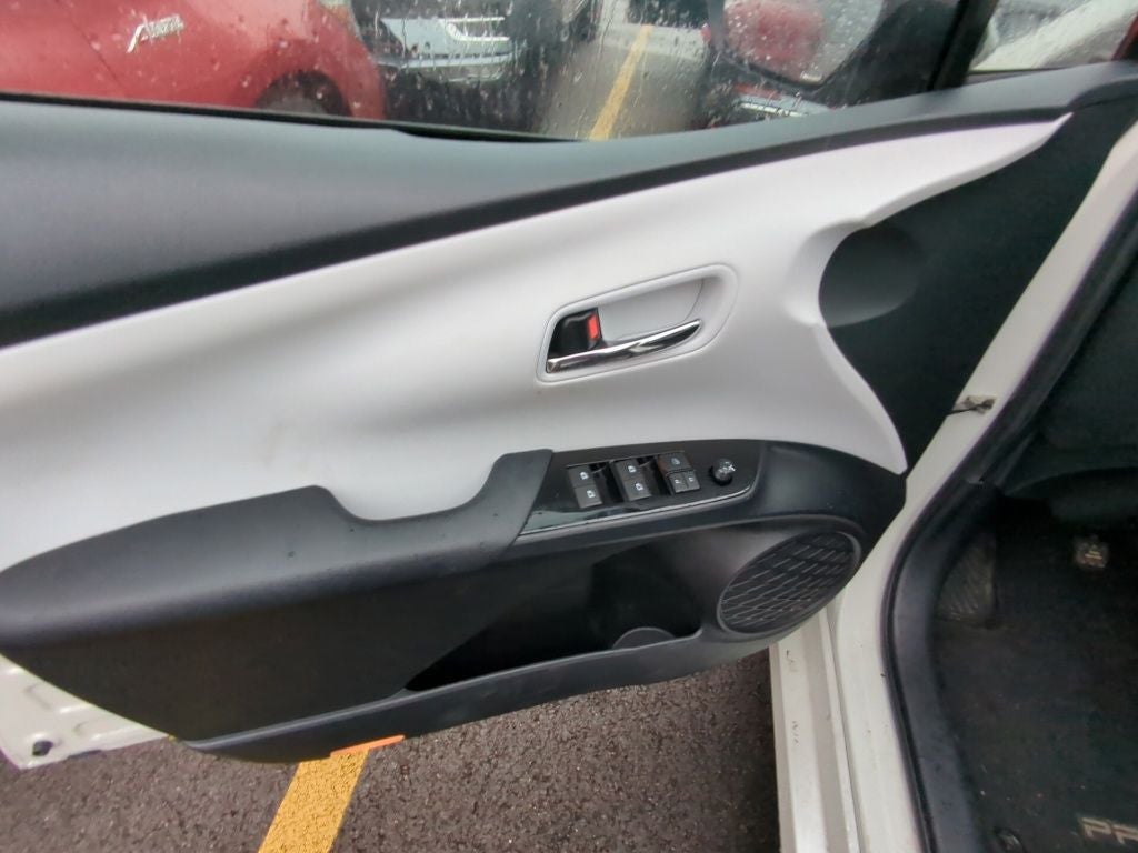 2016 Toyota Prius Two