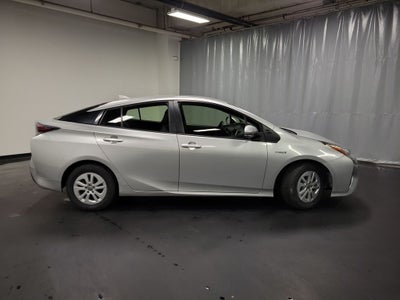 2016 Toyota Prius Two