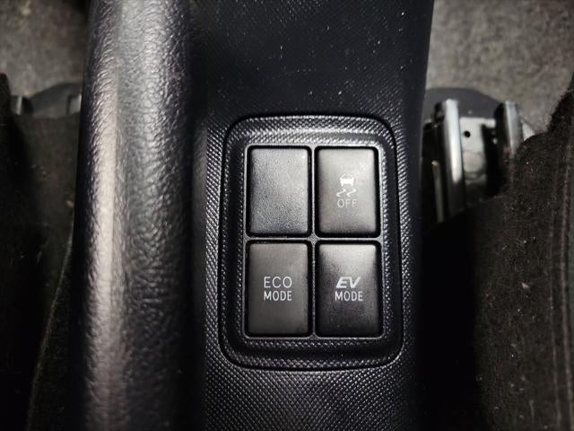 2019 Toyota Prius c LE