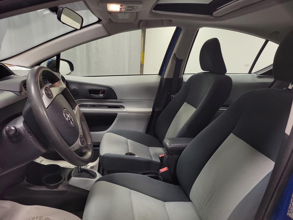 2014 Toyota Prius c Three