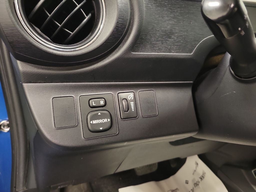 2014 Toyota Prius c Three