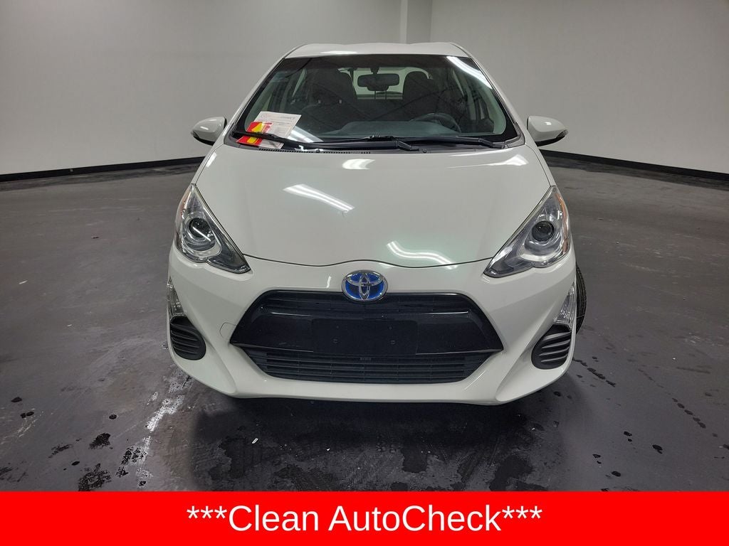 2016 Toyota Prius c Two