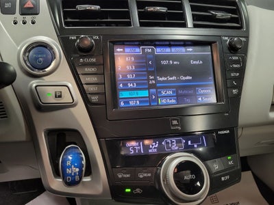 2013 Toyota Prius v Five