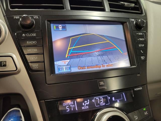 2013 Toyota Prius v Five