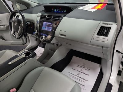 2013 Toyota Prius v Five