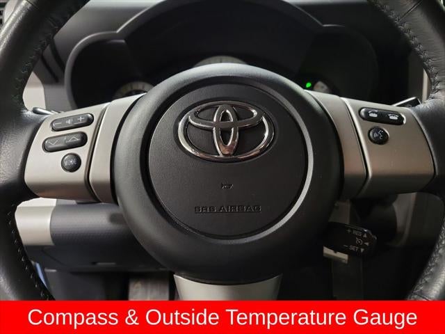 2014 Toyota FJ Cruiser Base