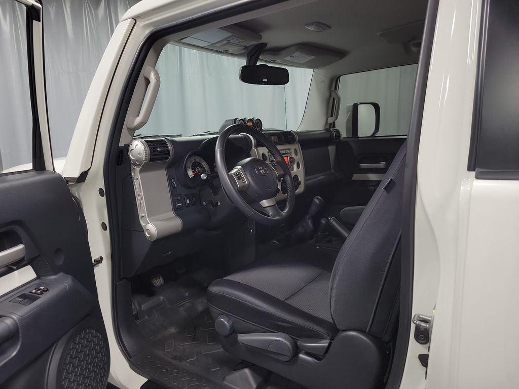 2014 Toyota FJ Cruiser Base