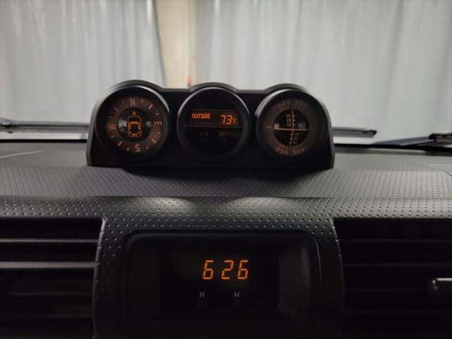 2014 Toyota FJ Cruiser Base
