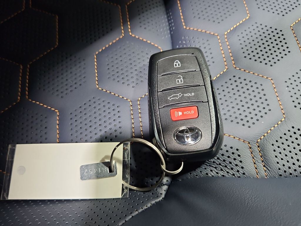 2026 Toyota 4Runner i-FORCE MAX Hybrid Platinum