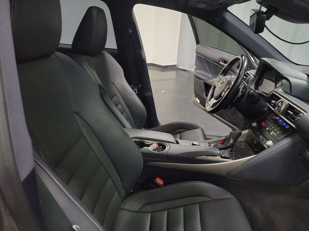 2018 Lexus IS 350