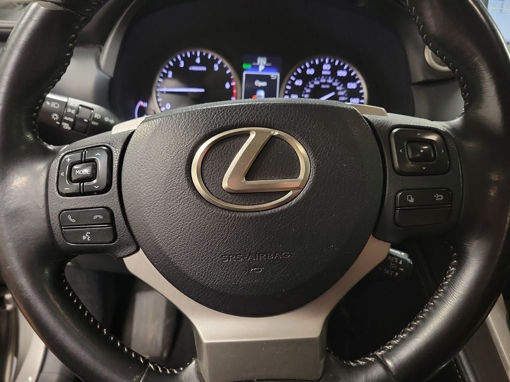 2017 Lexus NX 200t