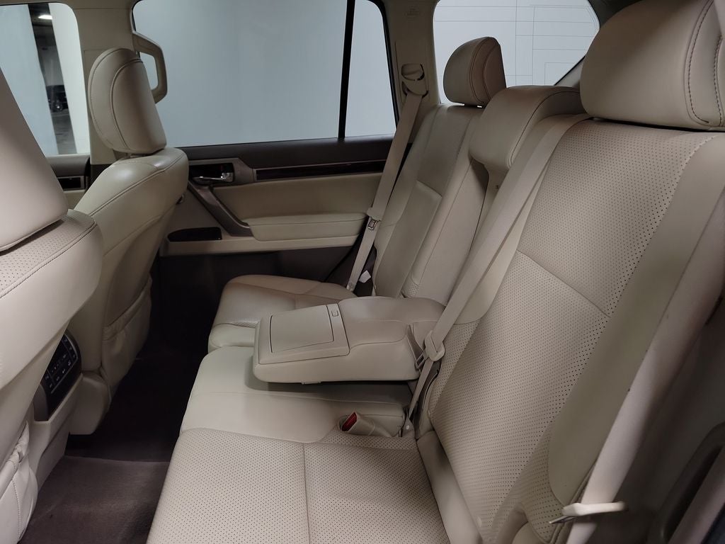 2016 Lexus GX 460 Luxury
