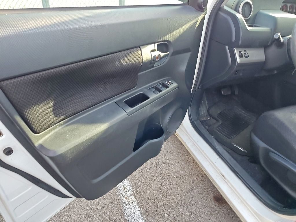 2009 Scion xB Base