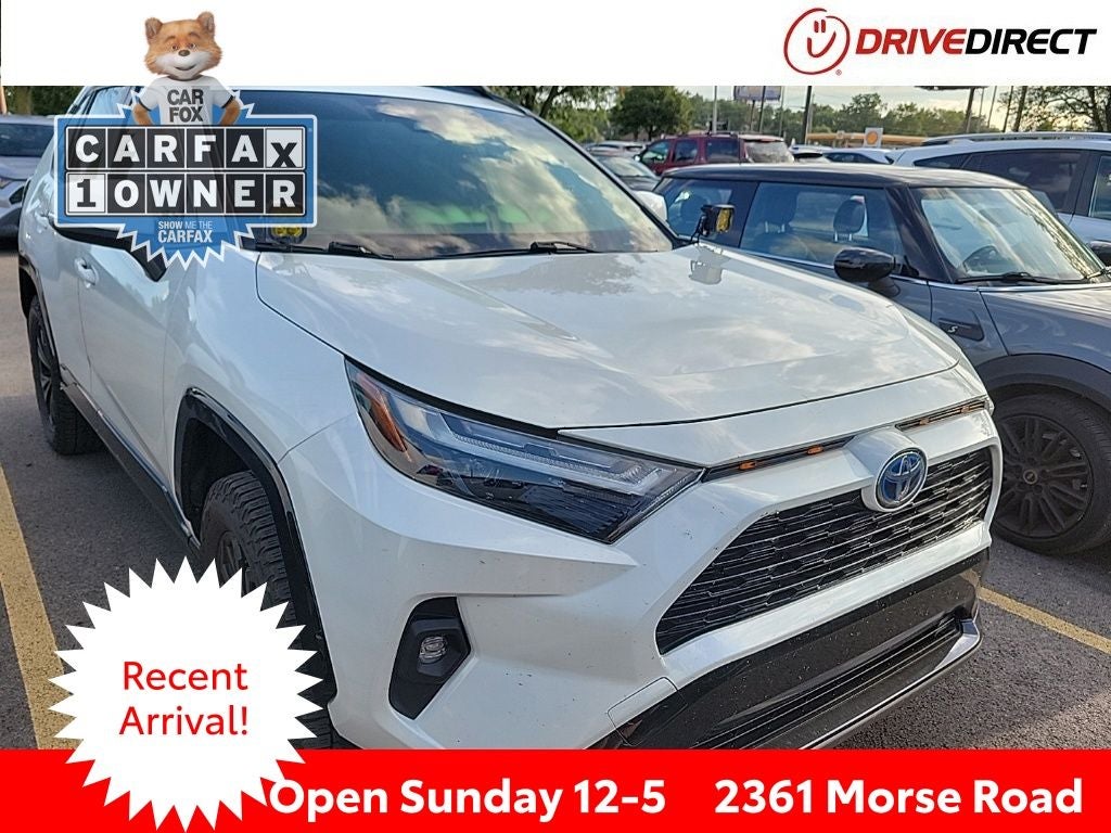 2022 Toyota RAV4 Hybrid SE