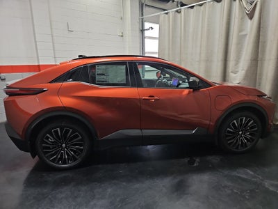 2026 Toyota C-HR XSE