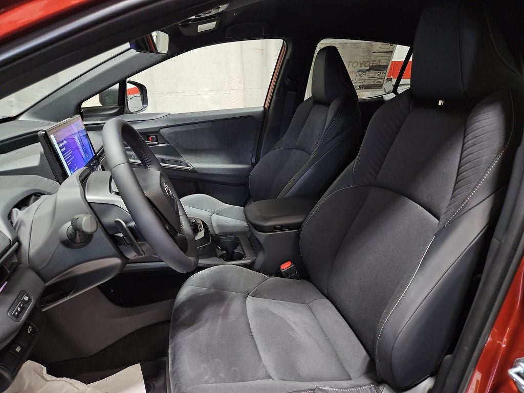 2026 Toyota C-HR XSE