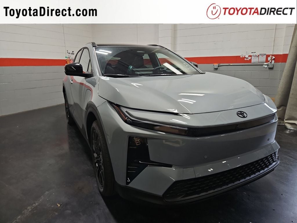 2026 Toyota C-HR XSE